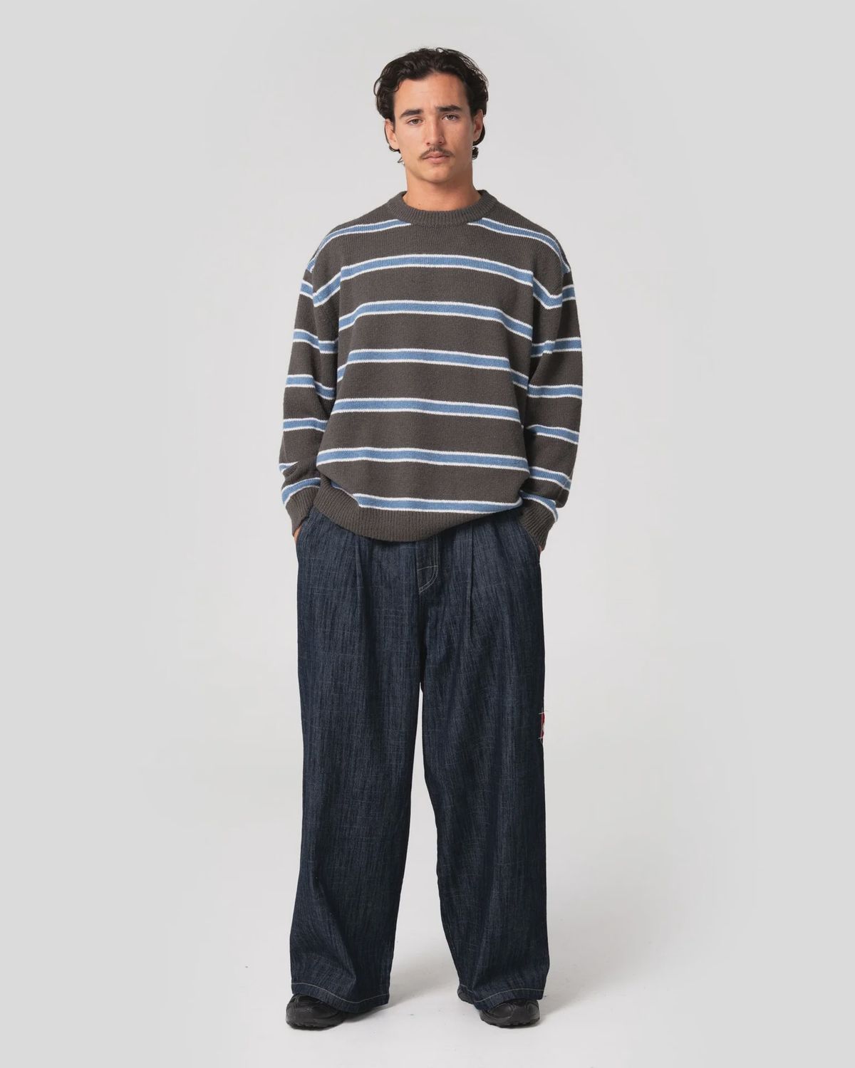 RUSTY MENS REEL FLUFF KNITTED CREW - STEEL