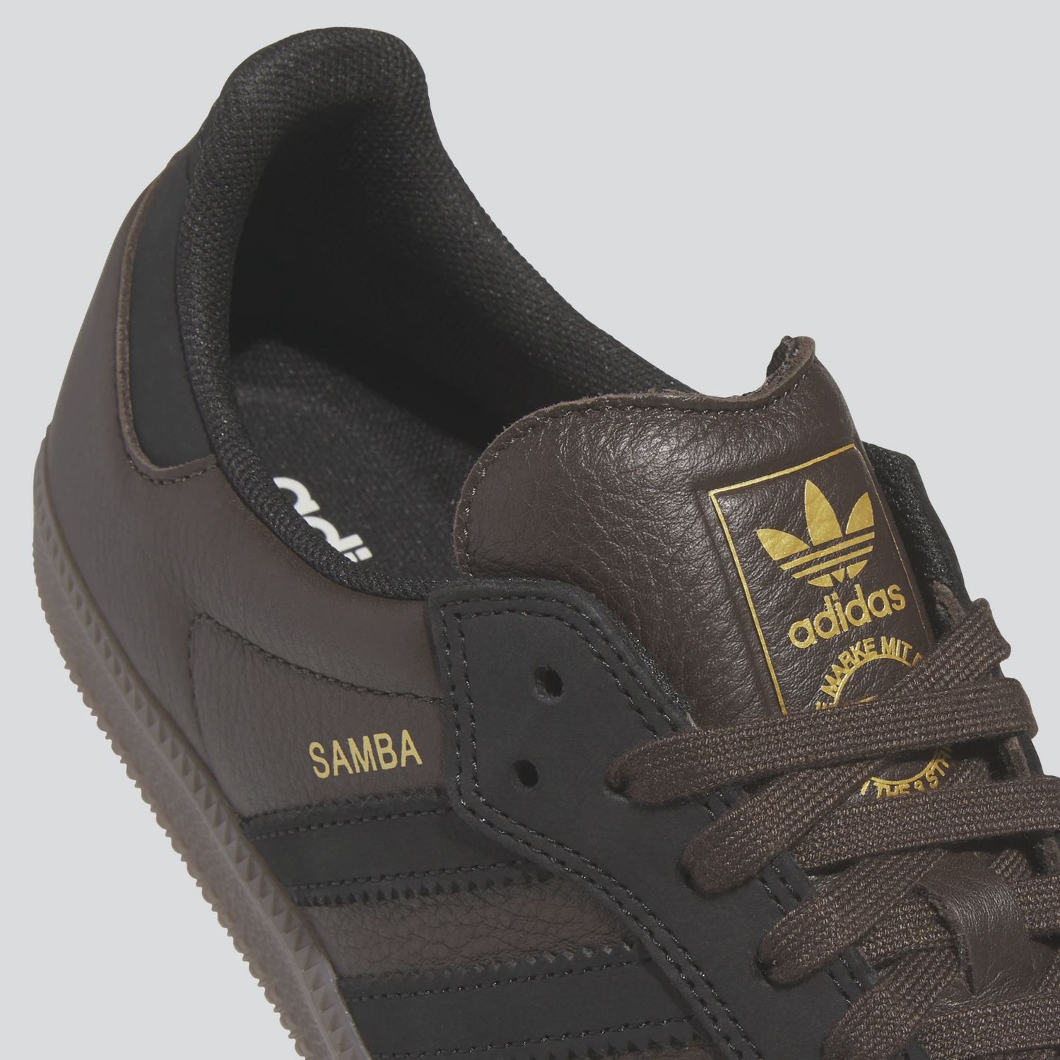 ADIDAS UNISEX SAMBA ADV - DARK BROWN/BLACK/GUM5
