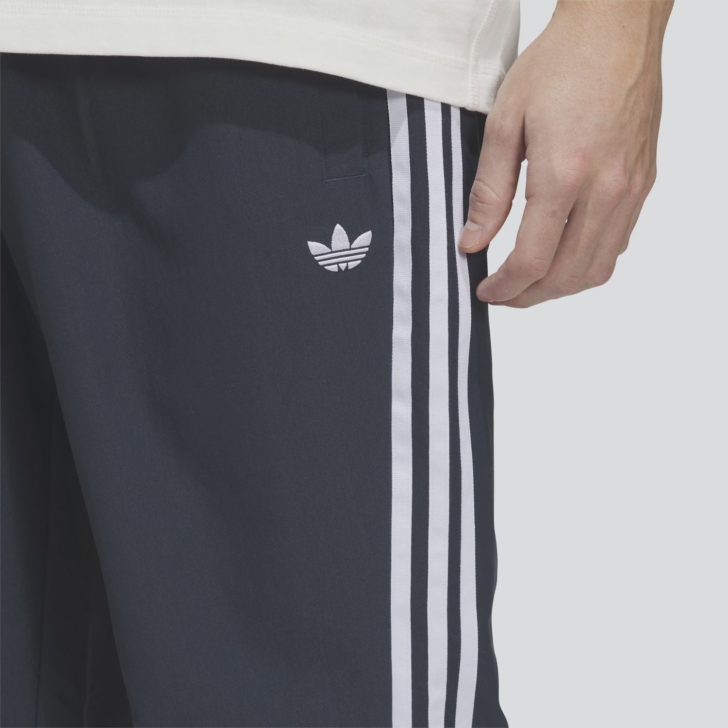 ADIDAS UNISEX SUPERFIRE TRACK PANT - AURORA INK/WHITE