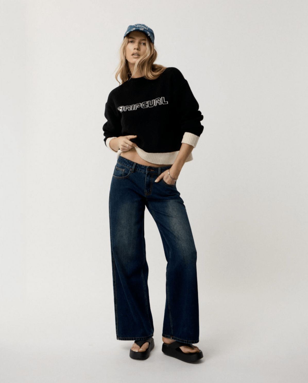 RIP CURL WOMENS ARCHIVE: SCRIPT KNIT - BLACK