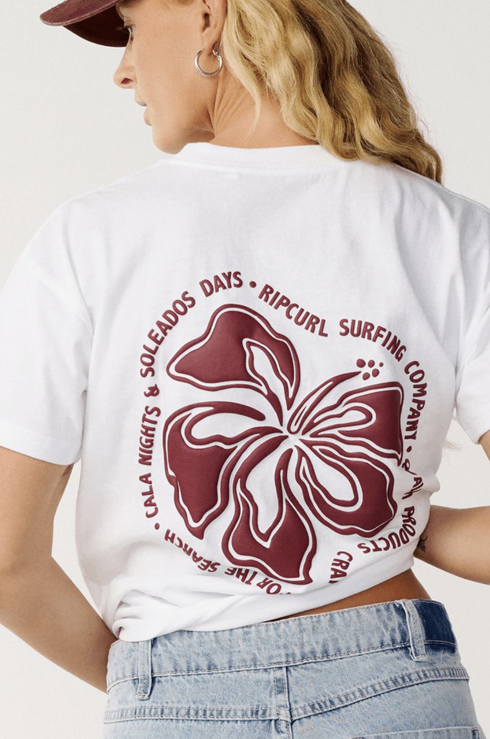 RIP CURL WOMENS SURF PUFF PARTY PACK RELAXED SS TEE - WHITE