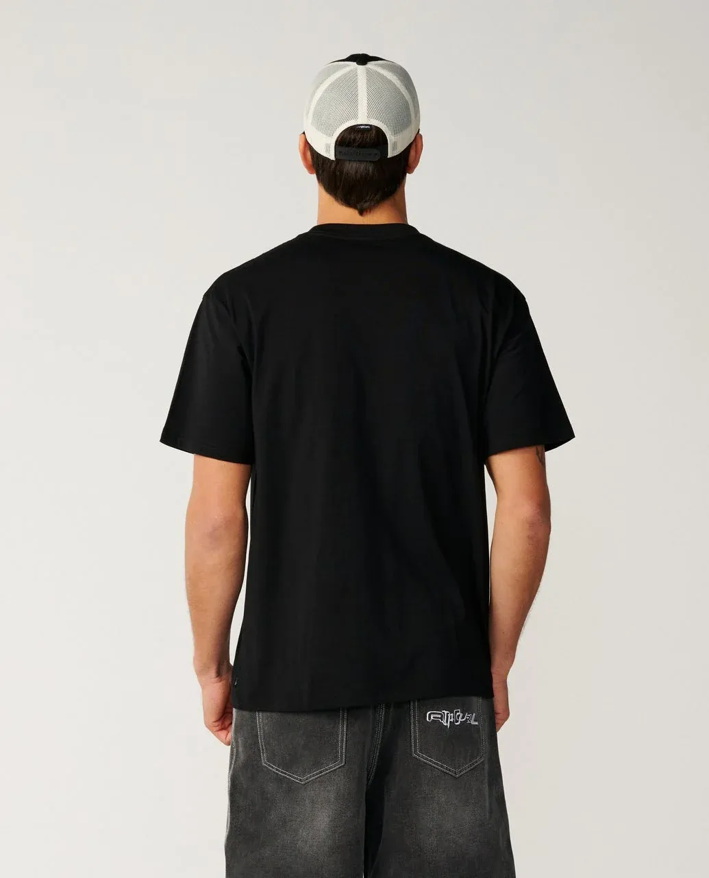 RIP CURL MENS ARCHIVE STACK SS TEE - BLACK