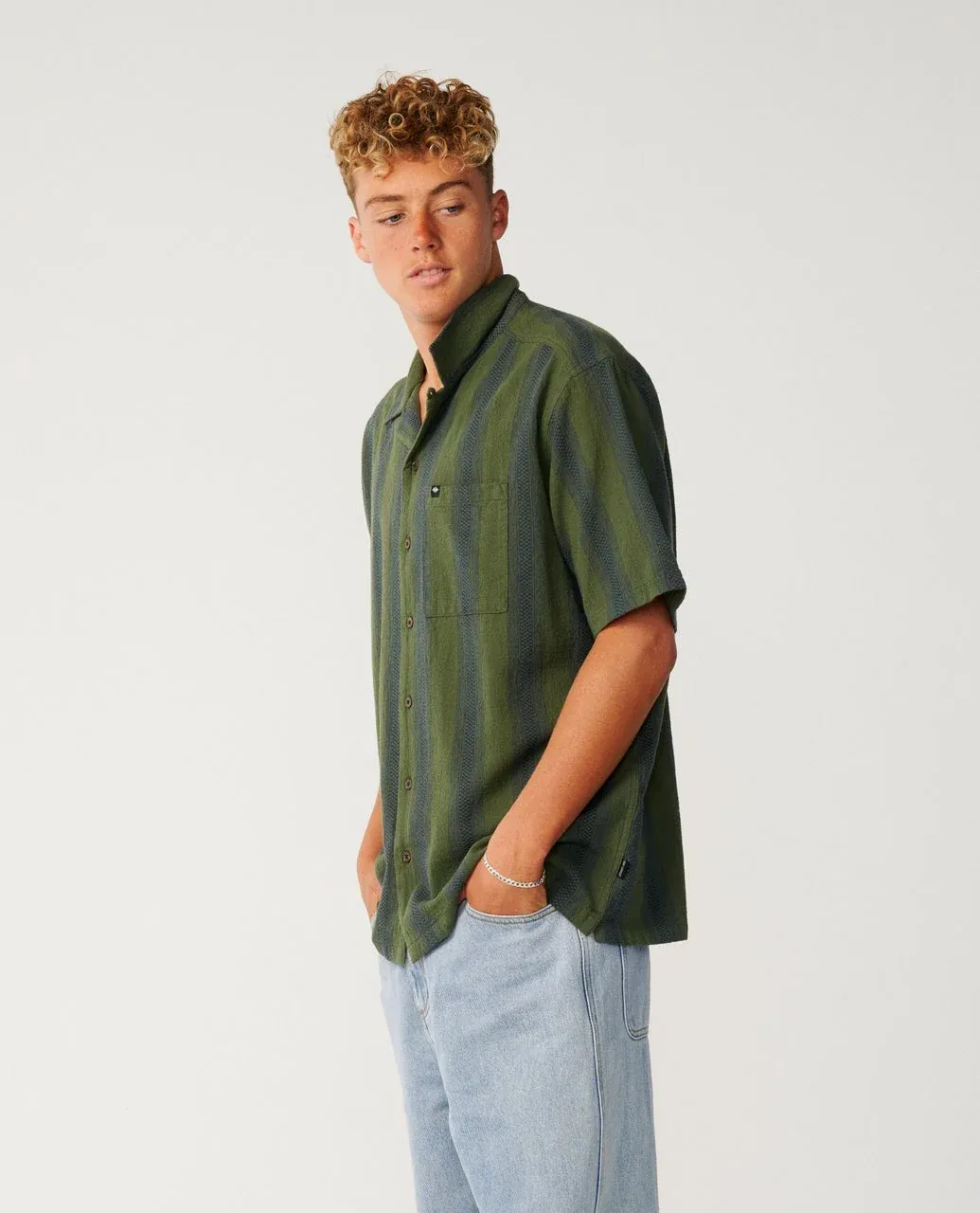 RIP CURL MENS CLASSIC SURF WEAVER S/S SHIRT - DARK OLIVE