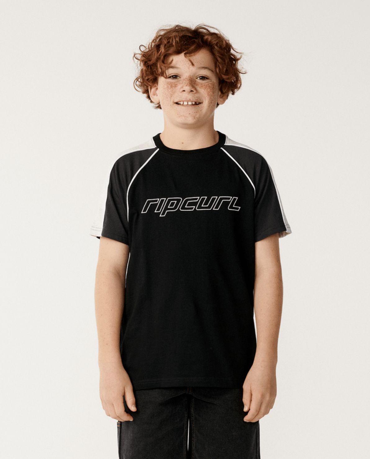 RIP CURL TEEN BOYS PANEL BEATER SS TEE - BLACK