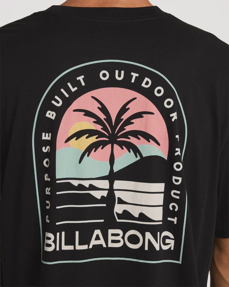 BILLABONG MENS SUN DOWN ADIV PREMIUM SS TEE - BLACK