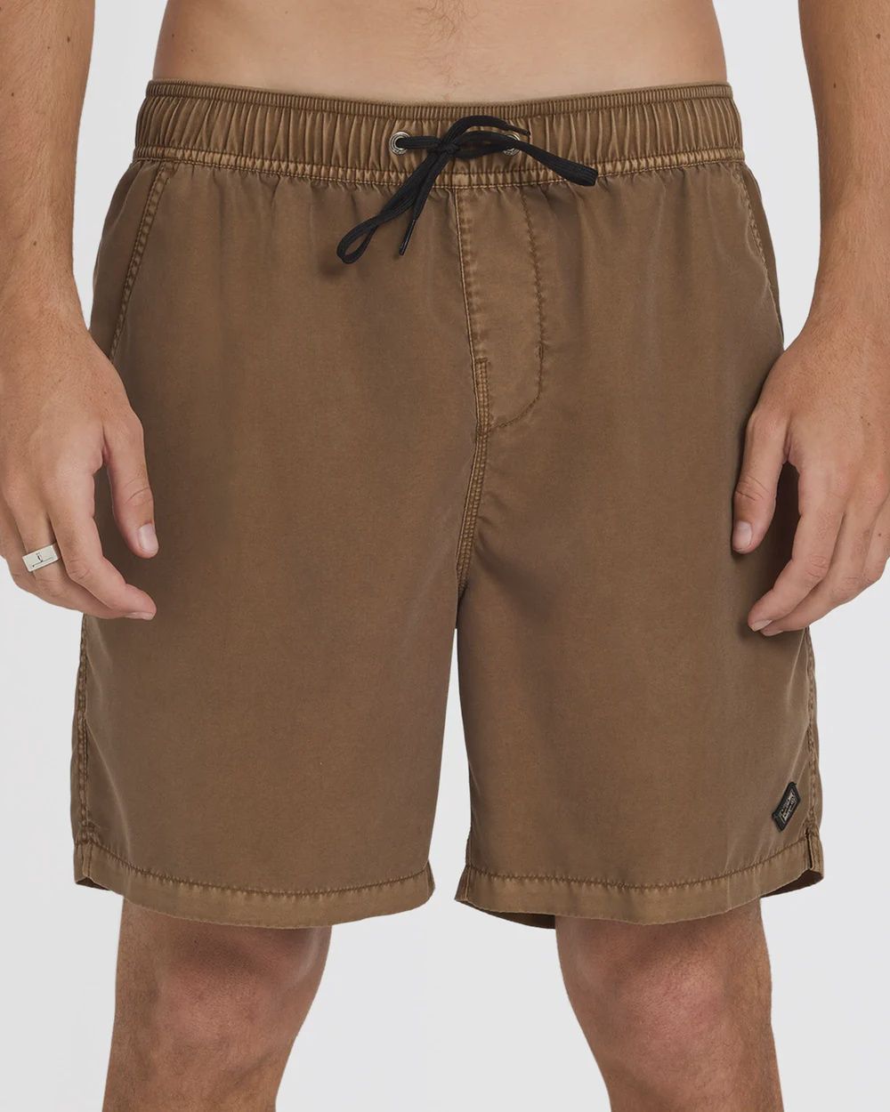 BILLABONG MENS ALL DAY OVERDYED LAYBACK SHORT - COFFEE BEAN