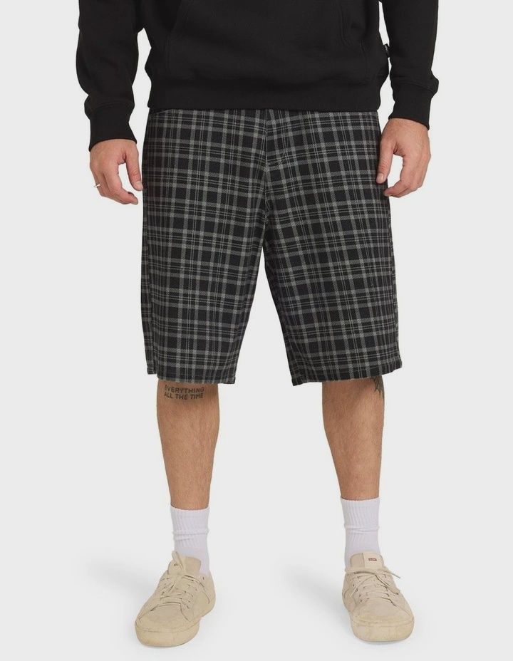 BILLABONG MENS CANDO STAR WALKSHORT - BLACK