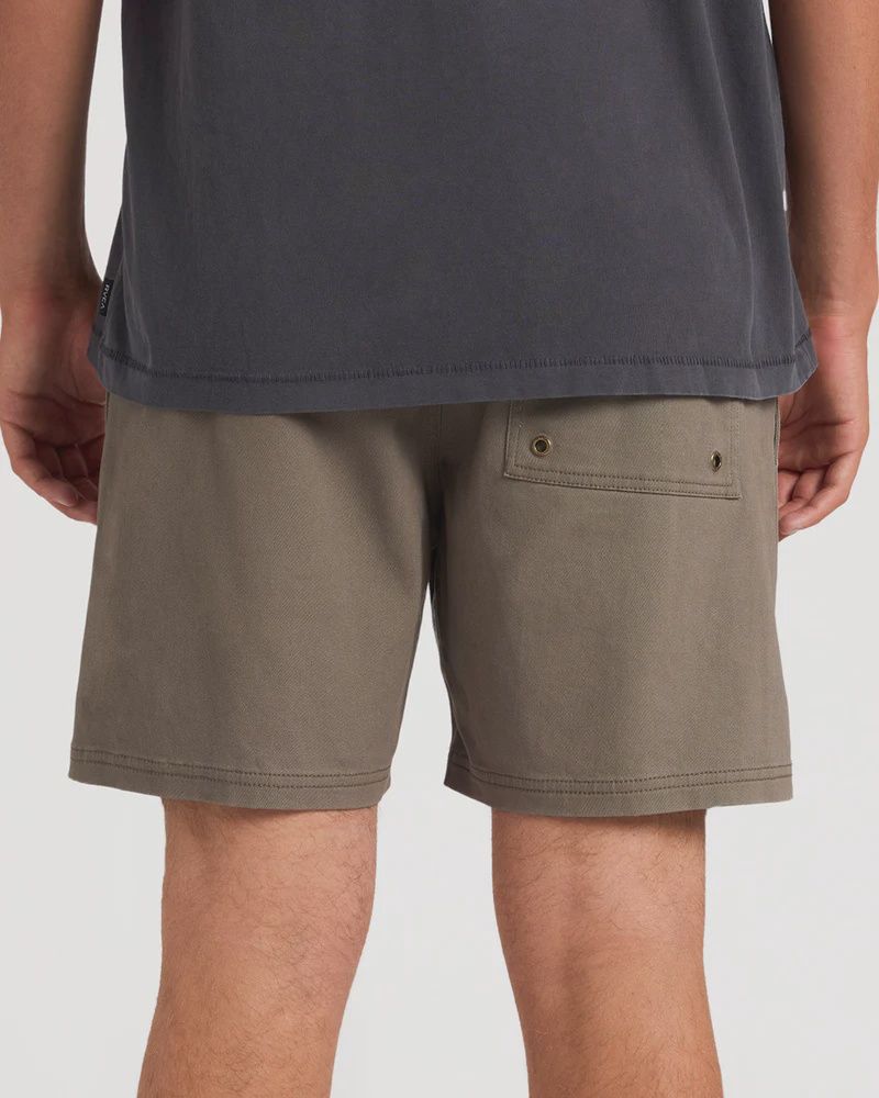 RVCA MENS ESCAPE ELASTIC SHORT - MUSHROOM
