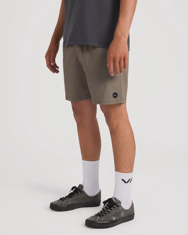 RVCA MENS ESCAPE ELASTIC SHORT - MUSHROOM