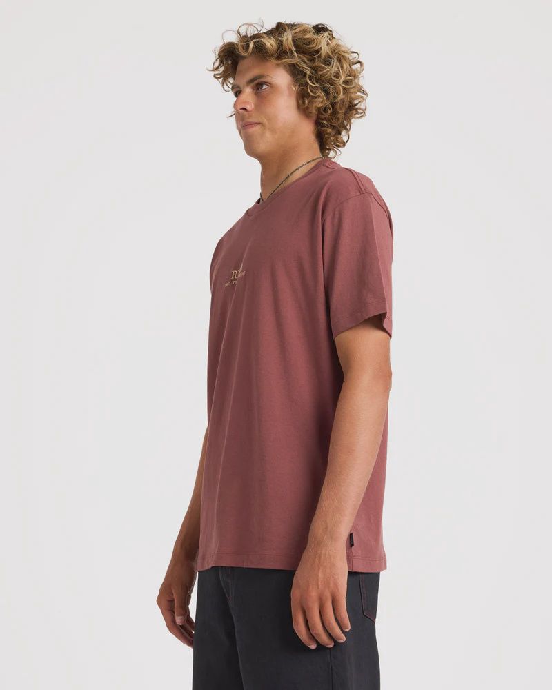 RVCA MENS SCORPO SS TEE - RED EARTH