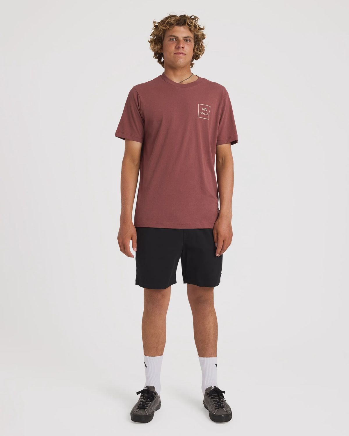 RVCA MENS ESCAPE ELASTIC SHORT - BLACK
