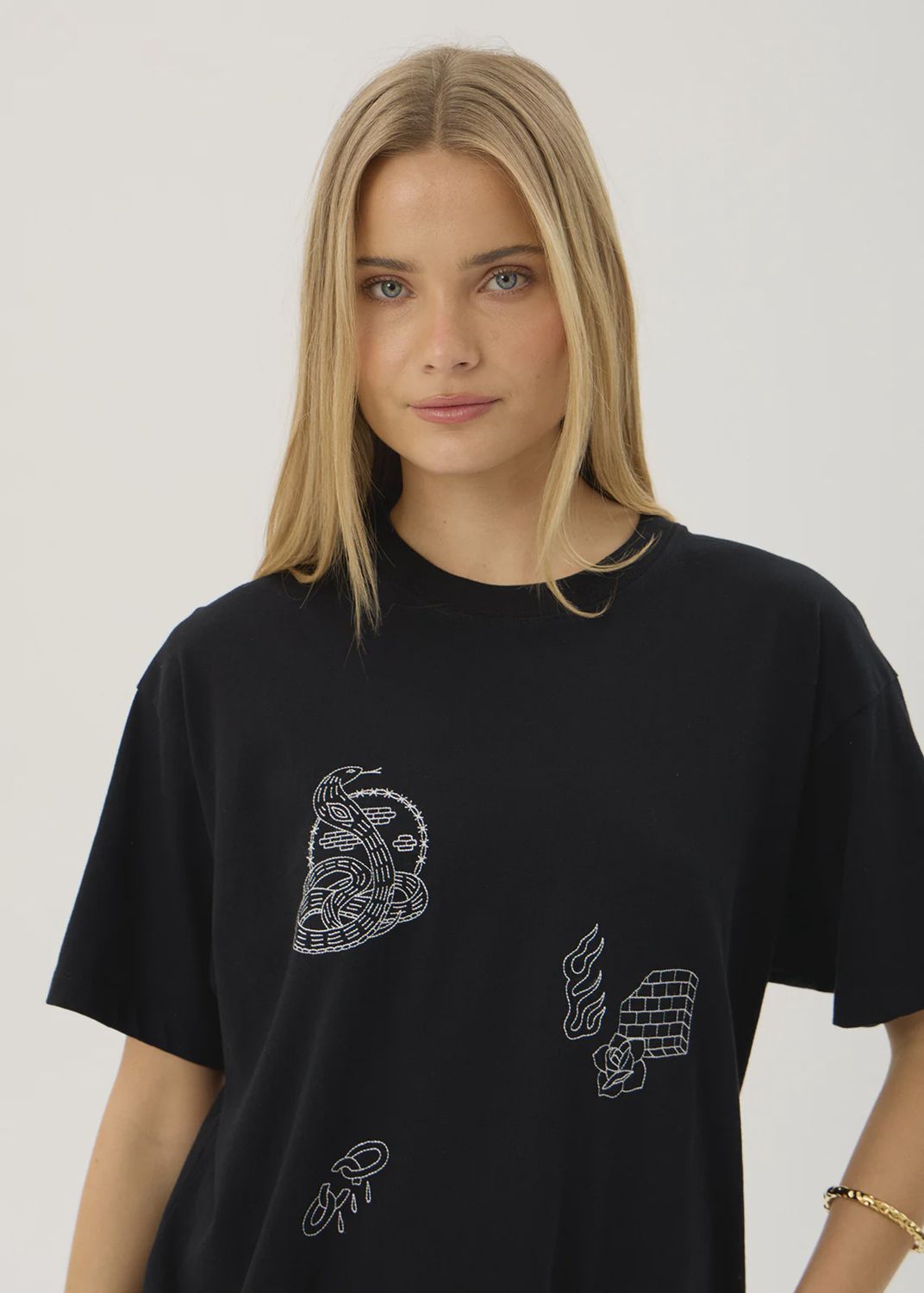 AFENDS WOMENS UNBOUND OVERSIZED SS TEE - BLACK
