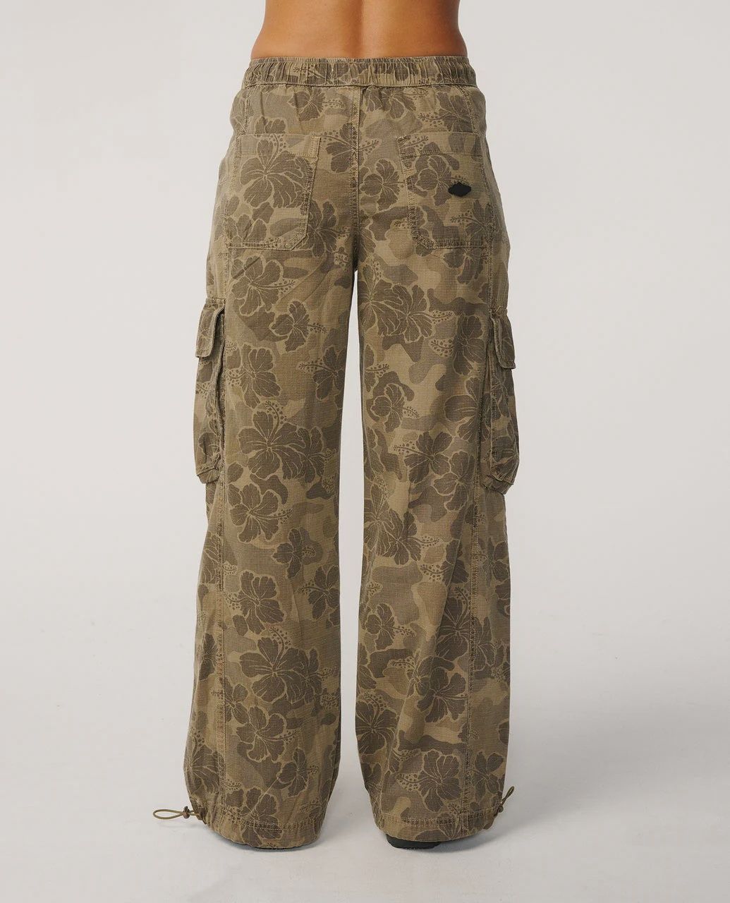 RIPCURL WOMENS PARADISE CAMO CARGO PANT- KHAKI