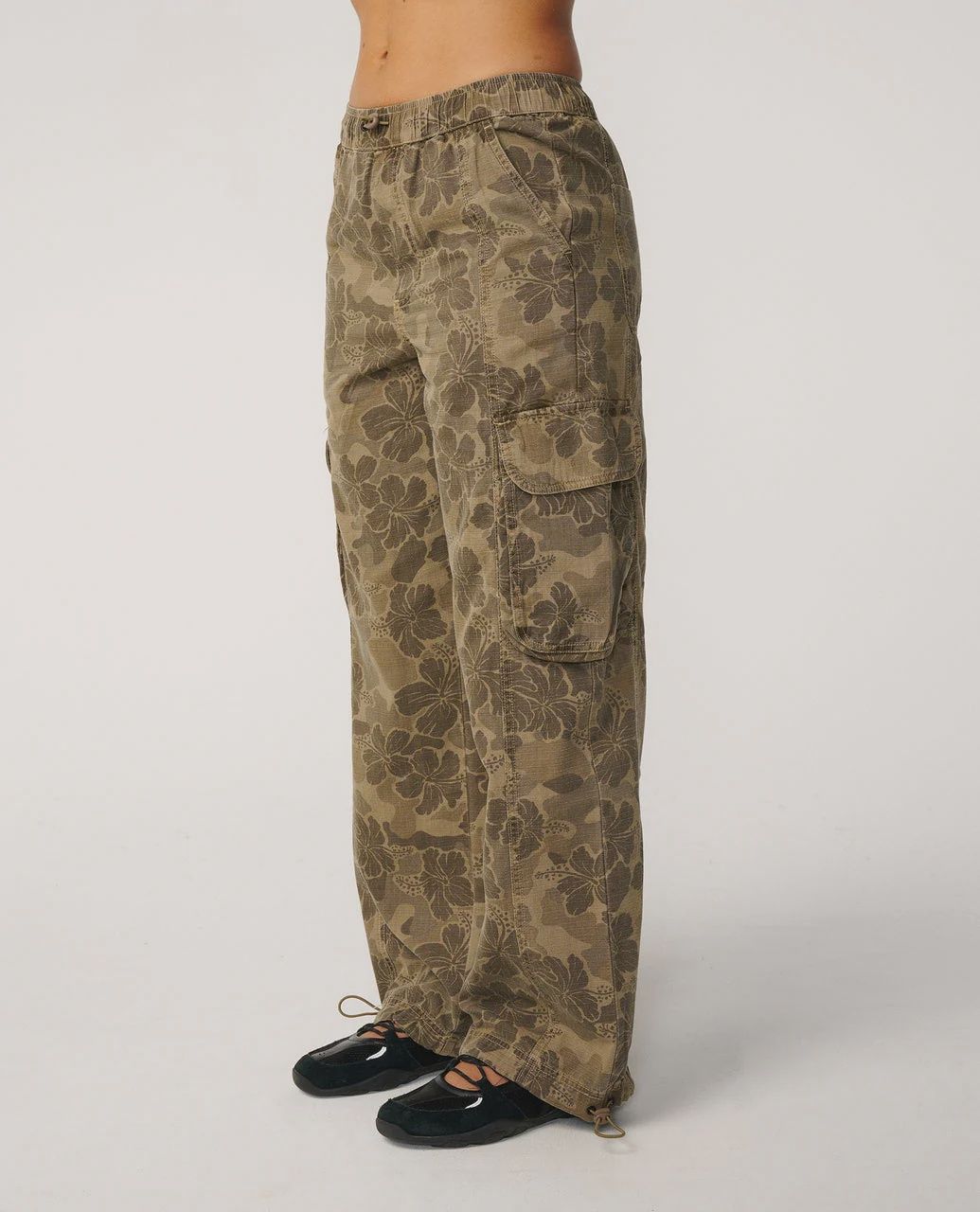 RIPCURL WOMENS PARADISE CAMO CARGO PANT- KHAKI