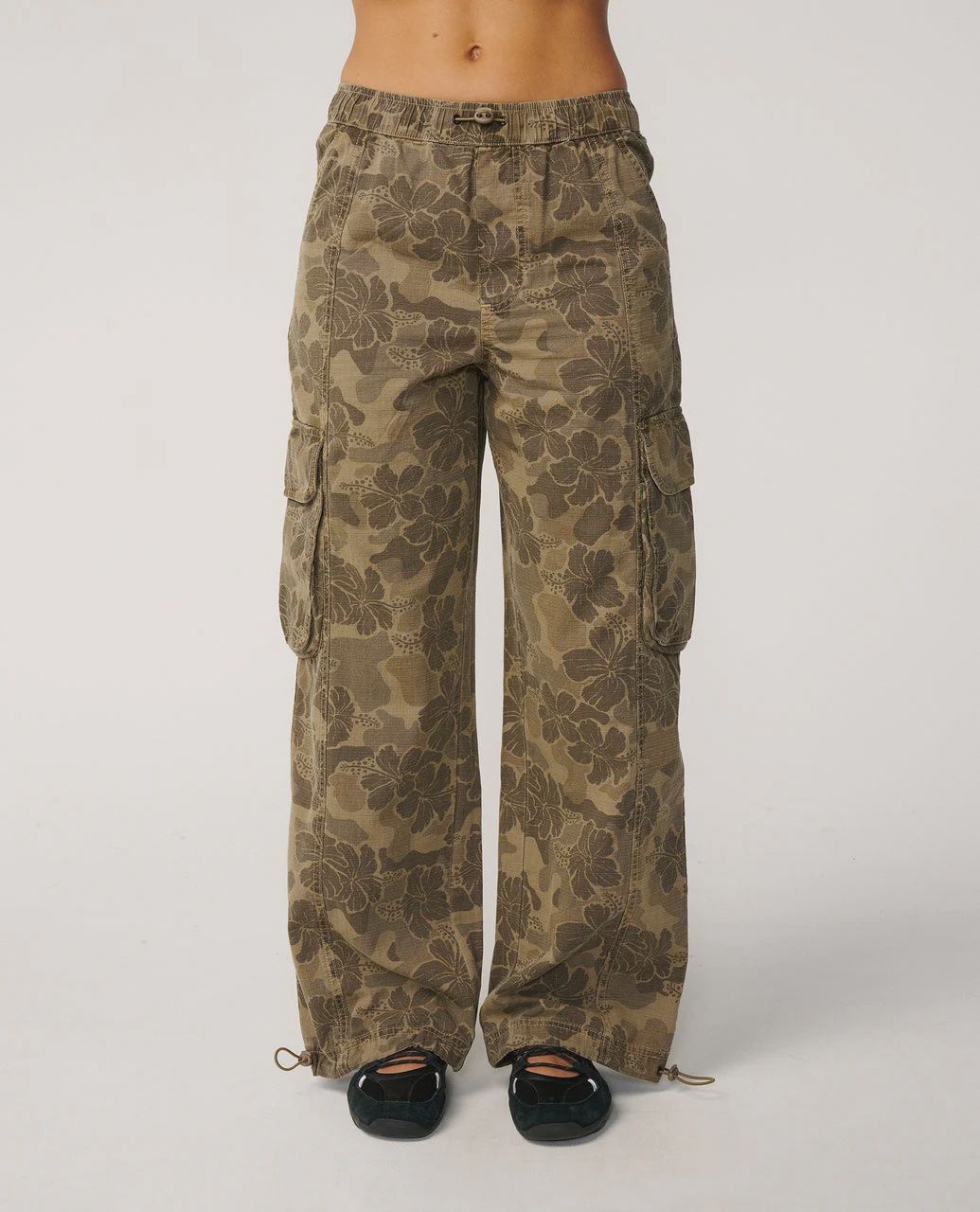 RIPCURL WOMENS PARADISE CAMO CARGO PANT- KHAKI