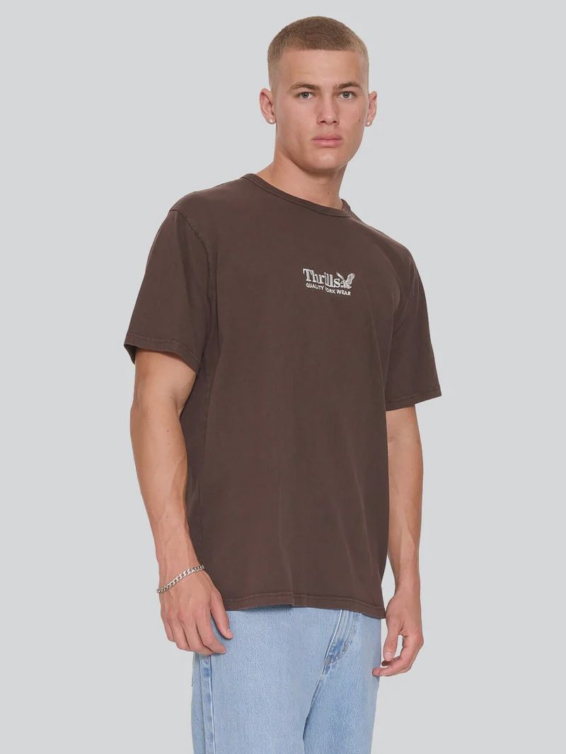 THRILLS MENS THRILLS WORKWEAR EMBRO MERCH TEE - POSTAL BROWN
