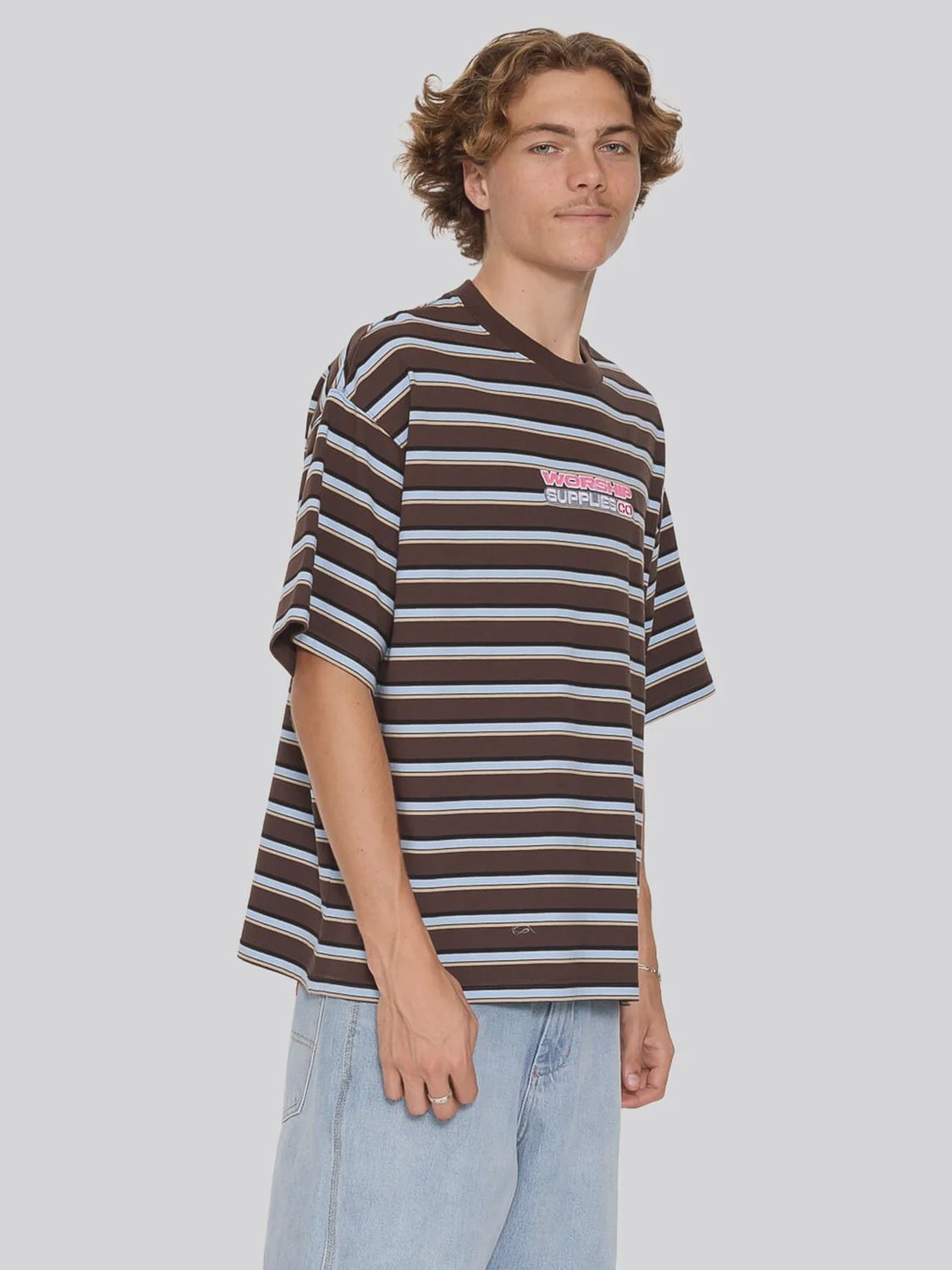 WORSHIP MENS GLOBO STRIPE BOX CROP TEE - GANACHE STRIPE