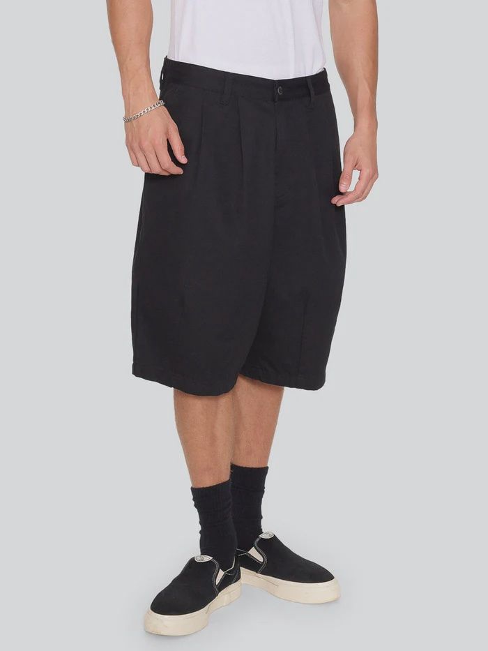 THRILLS MENS CHAOS BARREL LEG BALLOON BAGGY SHORT - BLACK