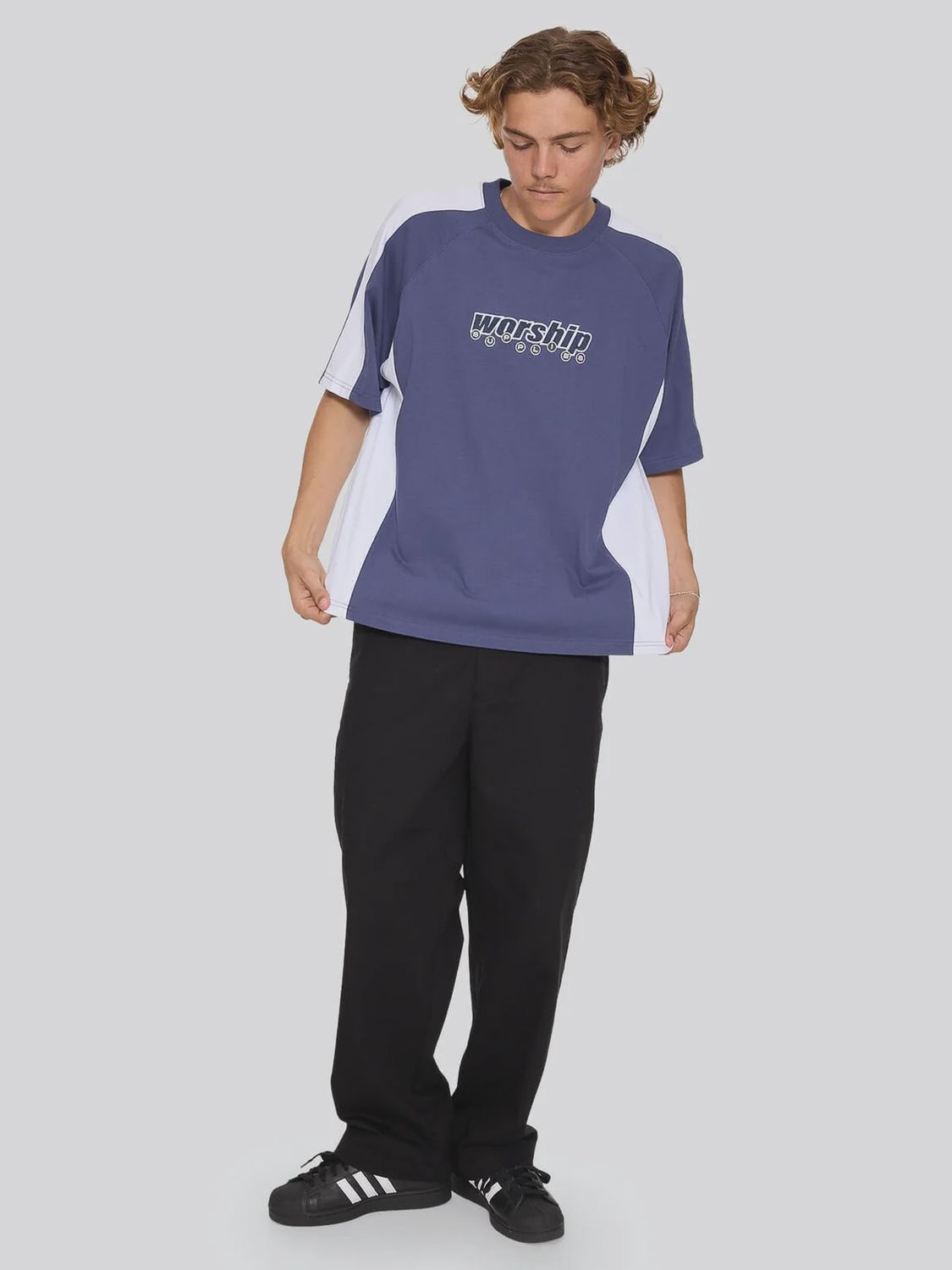 WORSHIP MENS LINE STEPPER BOX CROP RAGLAN TEE - CROWN BLUE