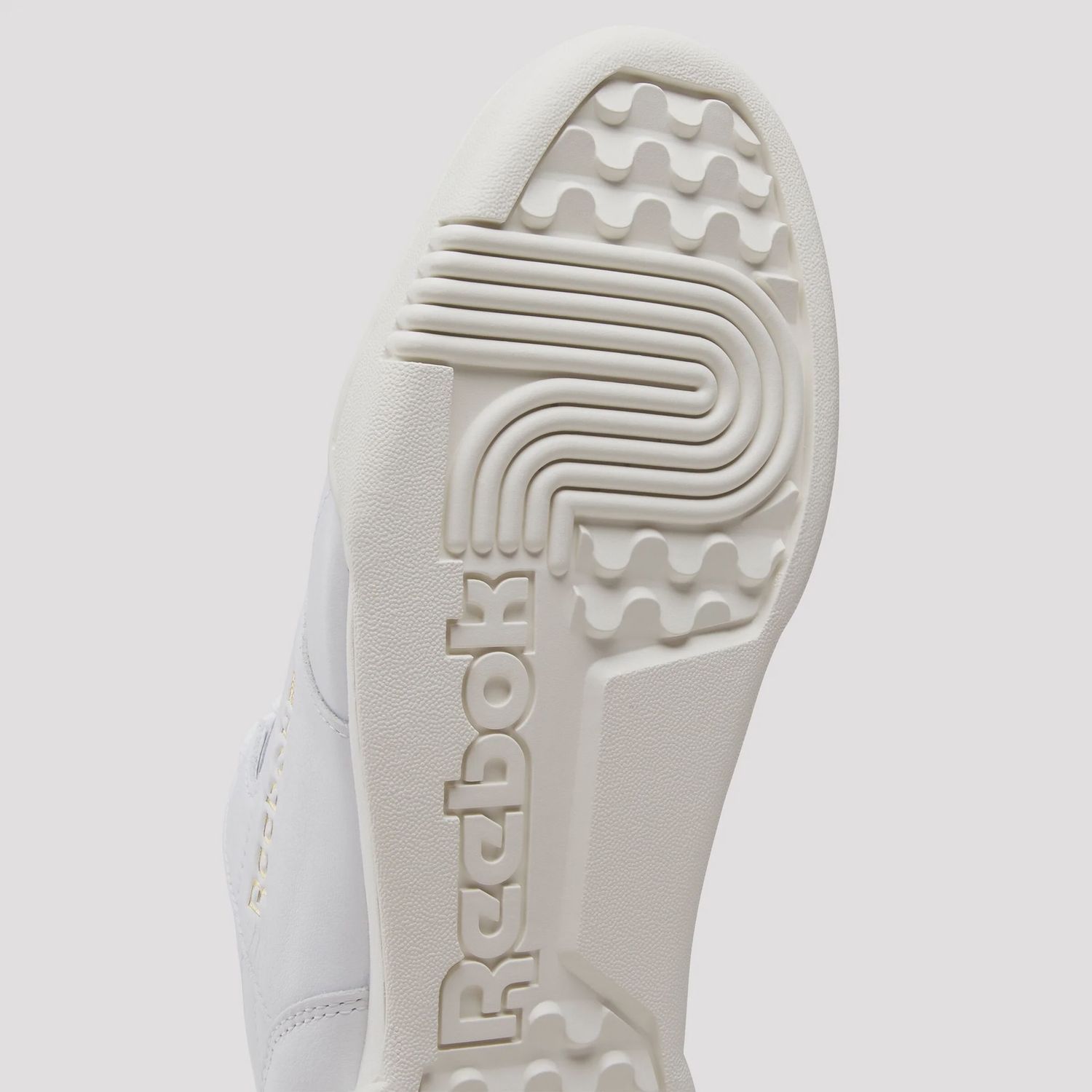 REEBOK UNISEX WORKOUT PLUS SHOE - CHALK/FTWRWHITE/GOLDMETALLIC