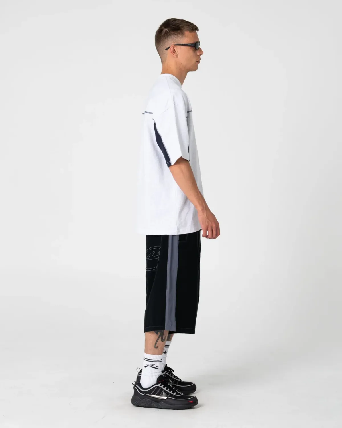 RUSTY MENS CYBERWAVE SHORT SLEEVE TEE - ECRU MARLE