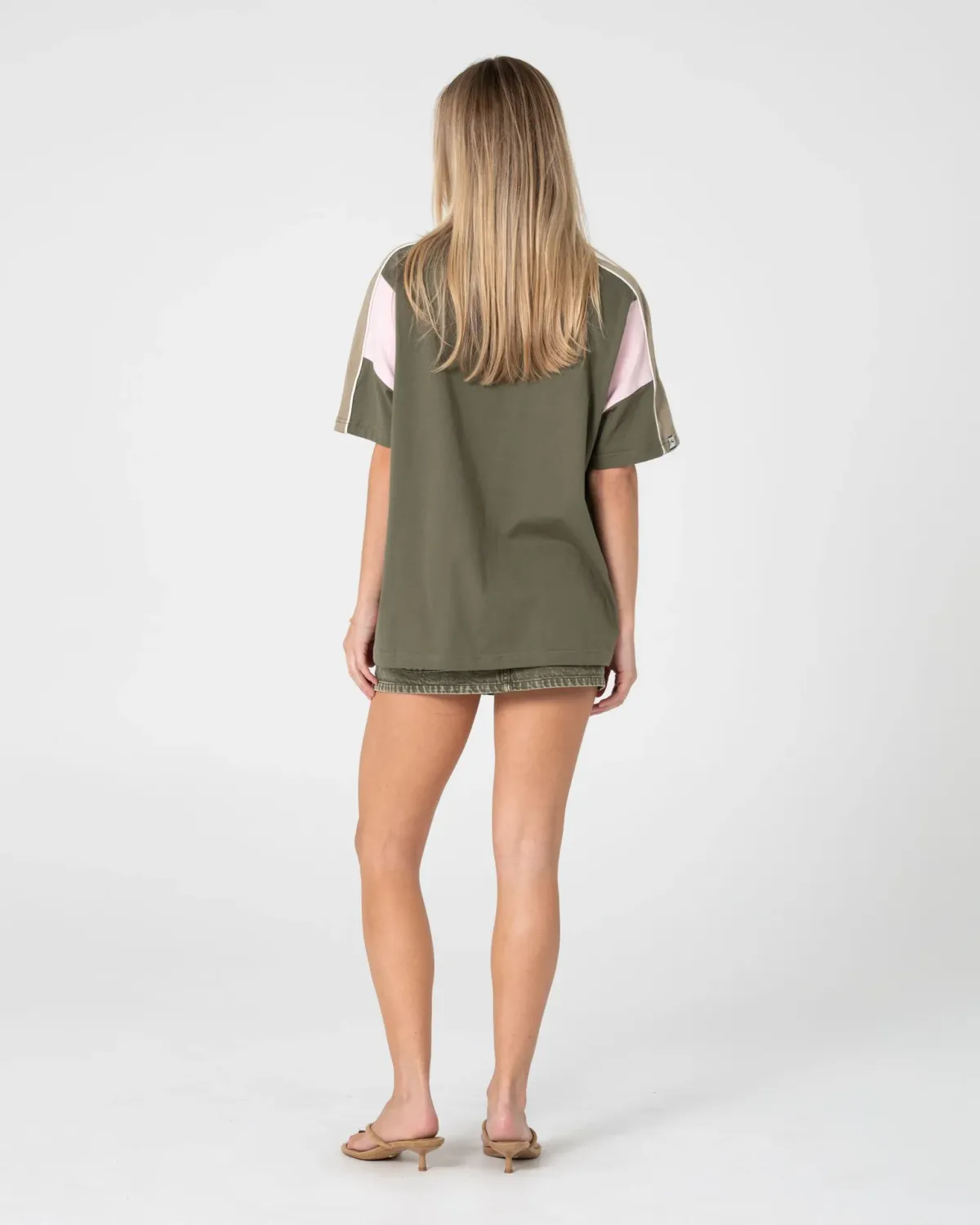 RUSTY WOMENS NEW BREAK 220 OVERSIZE TEE - SAVANNA