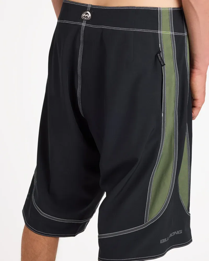 BILLABONG MENS SPEC SYSTEMS PRO BOARDSHORT - BLACK