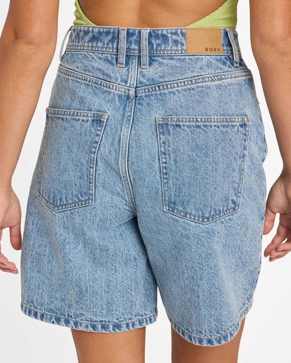 ROXY WOMENS BREEZE BAY DENIM SHORT - BLUE FADE