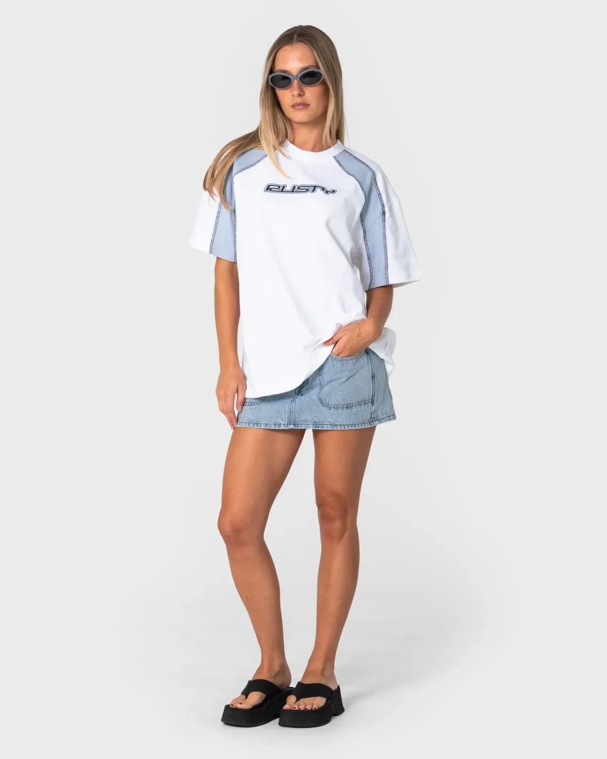 RUSTY WOMENS WAVERS TIDE OVERSIZE SHORT SLEEVE TEE - WHITE / RETRO BLUE