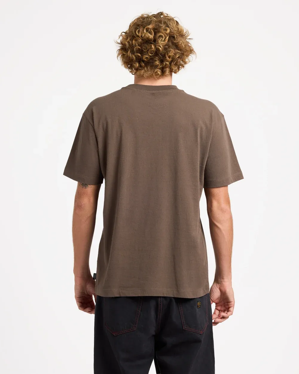 RVCA MENS OLD RVCA SS TEE - CHOCOLATE