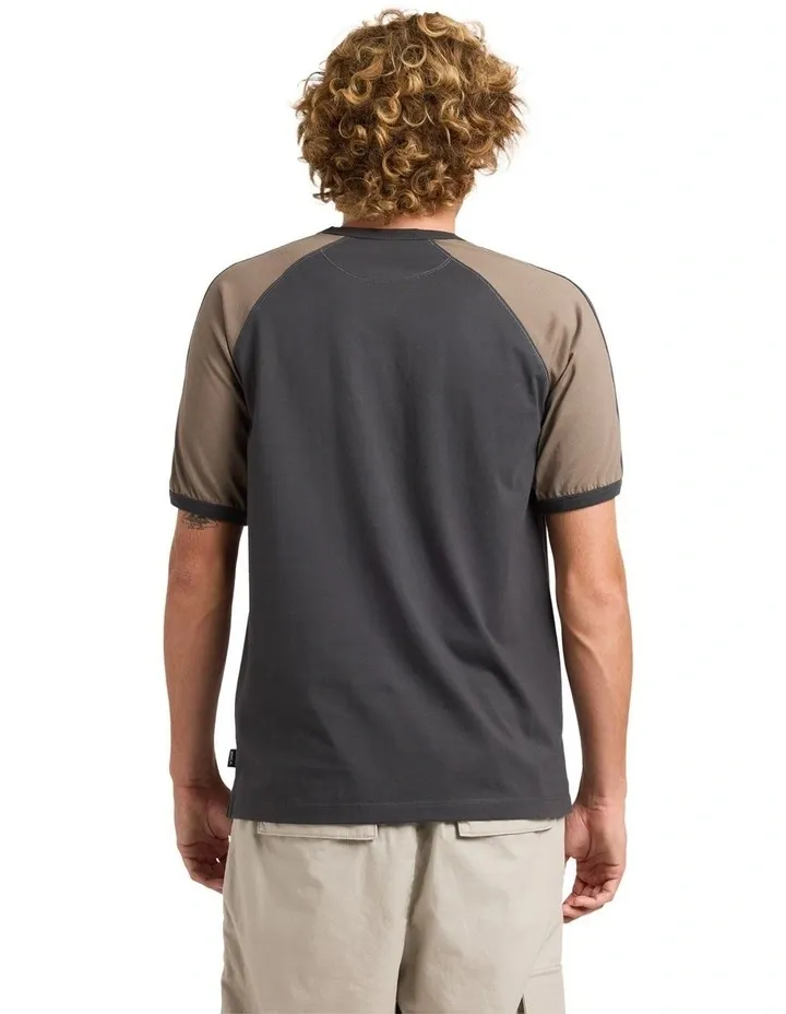 RVCA MENS STITCH RAGLAN SS TEE - PIRATE BLACK