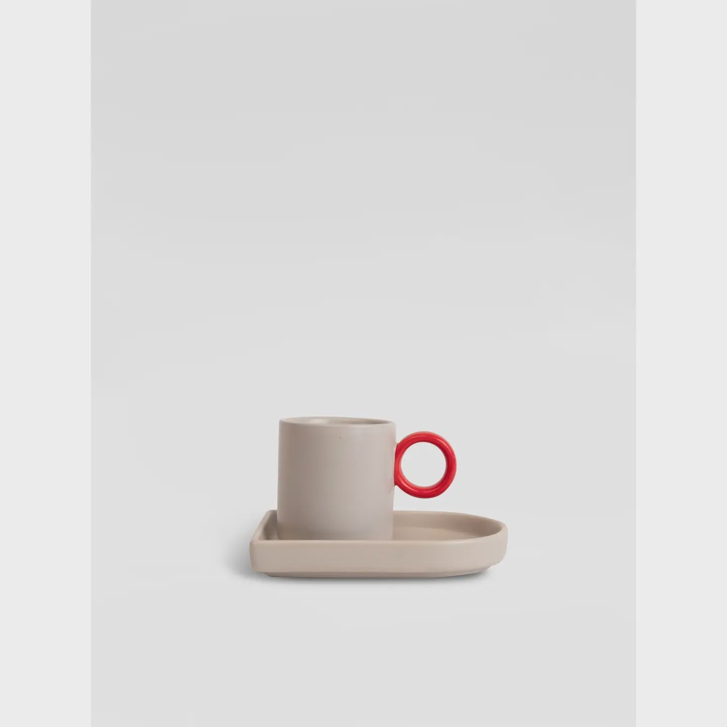 Byon espressokop met schotel beige rood