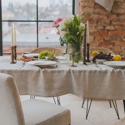 Gemêleerd beige linnen tafelkleed 140 x 300 cm