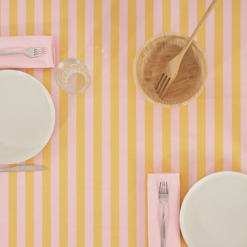Tafelkleed 300x160 cm rosa en yema geel