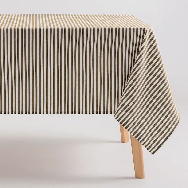 tafelkleed gestreept wit taupe bruin met vlekbestendige coating