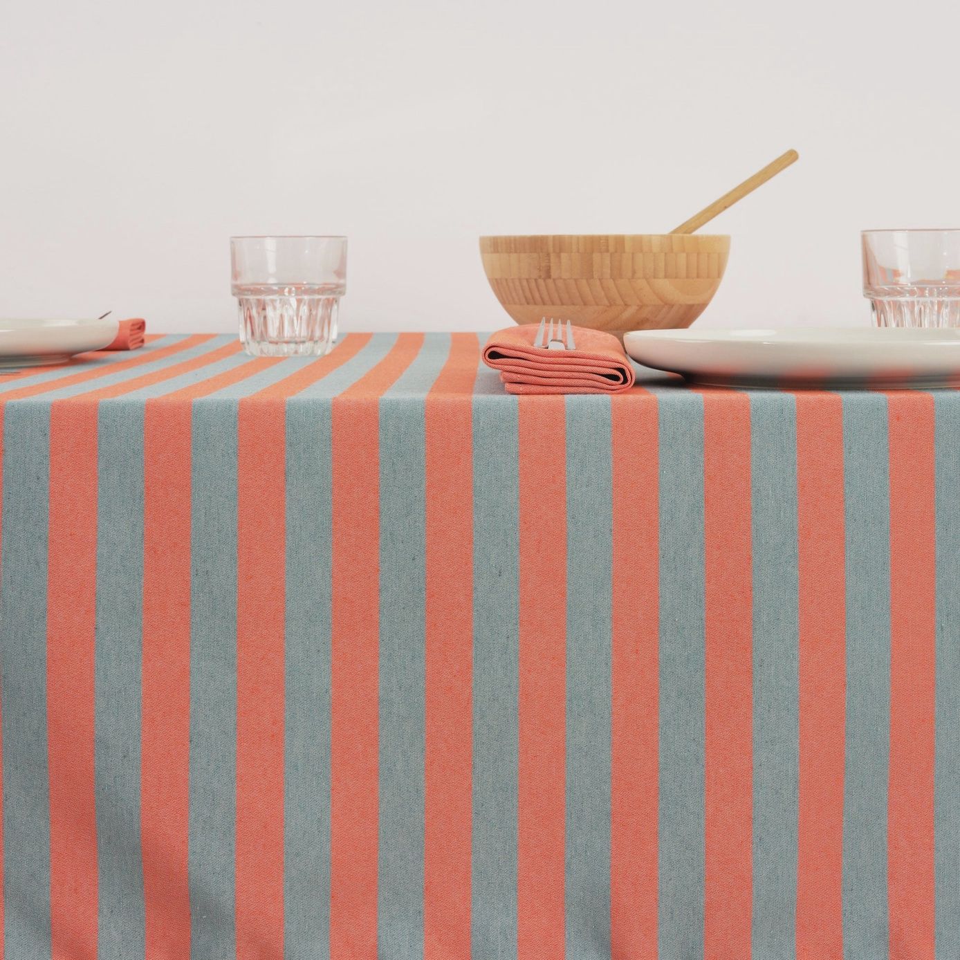 Tafelkleed 300 x 160 cm oranje en water blue
