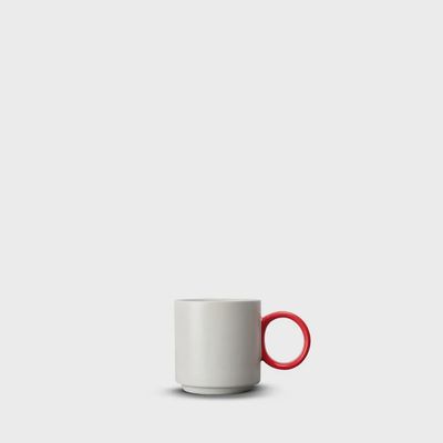 Beige koffiekop met rood oor van Byon
