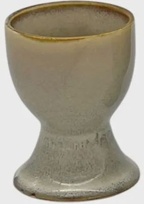 beige stoneware eierdopje rustiek servies voor gekookt ei