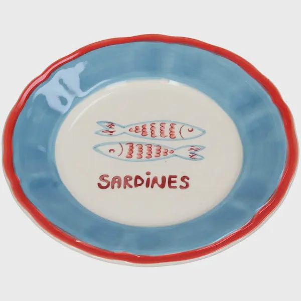 Stoneware bord 21 cm met sardines illustratie en blauwe rand voor tapas of borrelplank