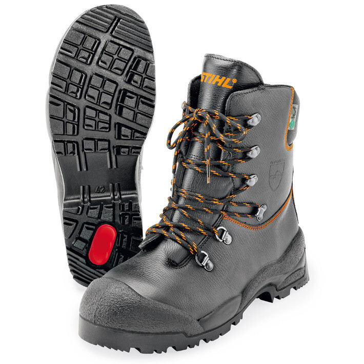 FUNCTION chainsaw boots