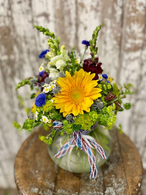 Charming Vase Arrangement