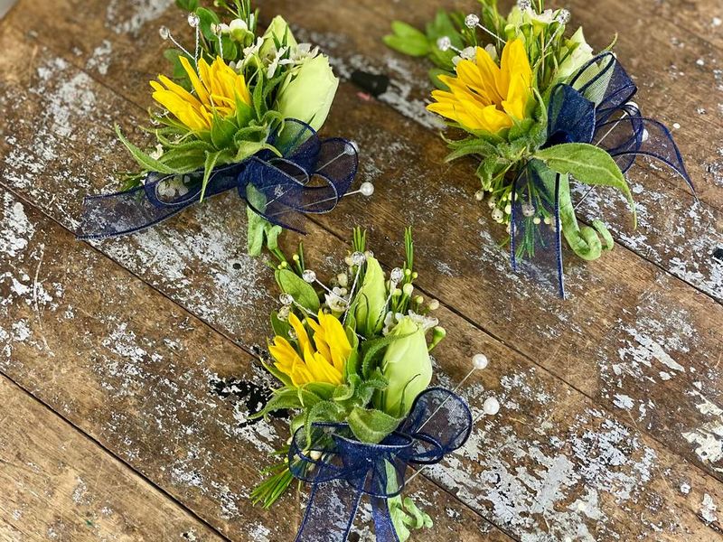 Pin Corsage