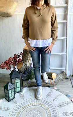 Sudadera con volantes