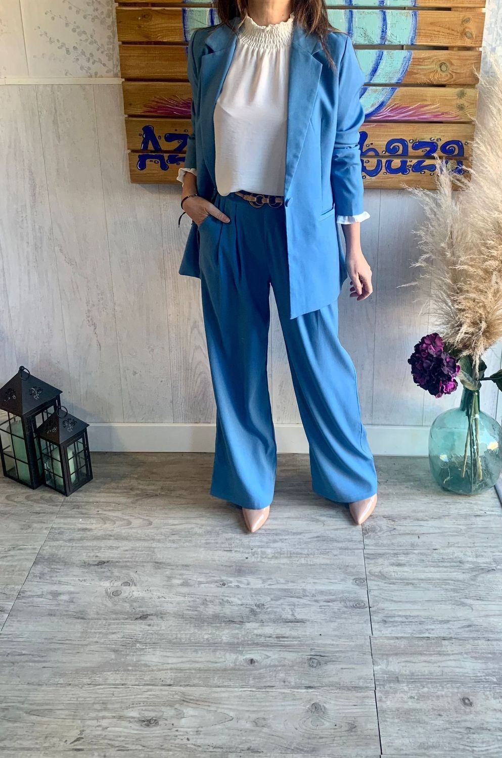 Traje Mediterráneo
