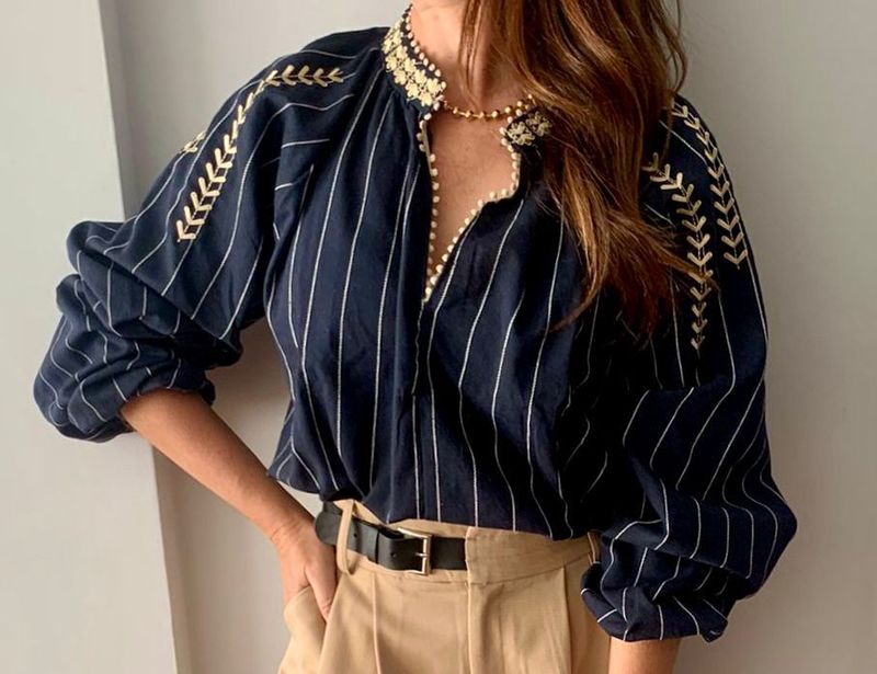 Blusa Louvre