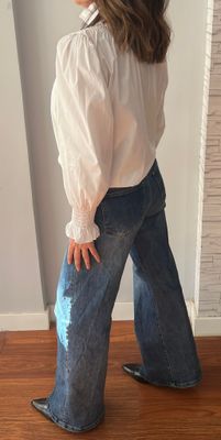 Blusa blanca abullonada Blusa blanca abullonada