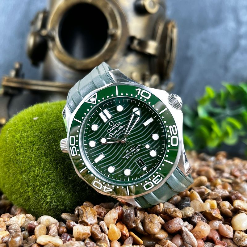 Omega Seamaster Diver 300m