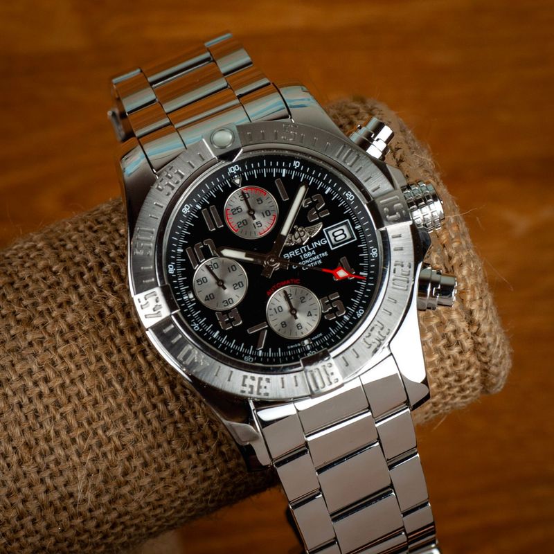 Breitling Avenger II Chronograph - A133811