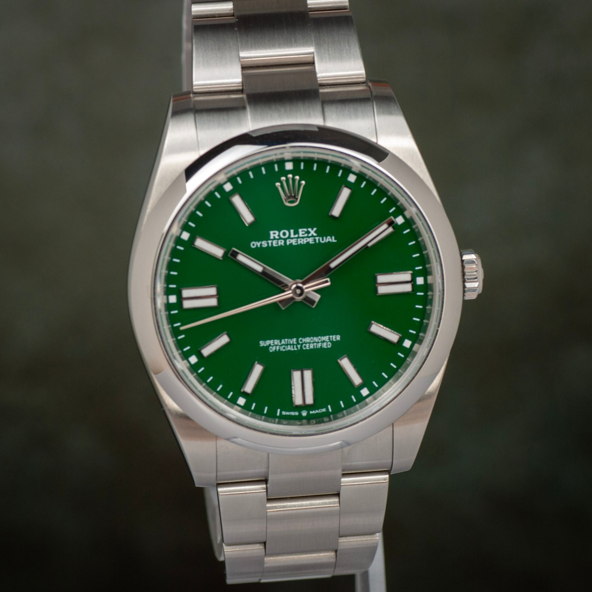 2024 Rolex Oyster Perpetual 41mm Green - 124300