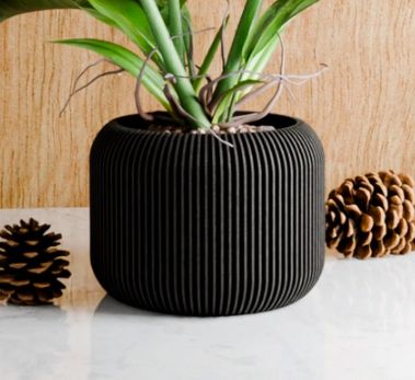 Orbis 6&quot; Planter Midnight Black